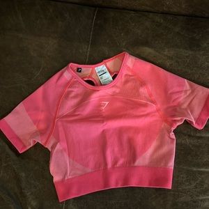 Short sleeve crop top by Gymshark pink with cutouts size small S